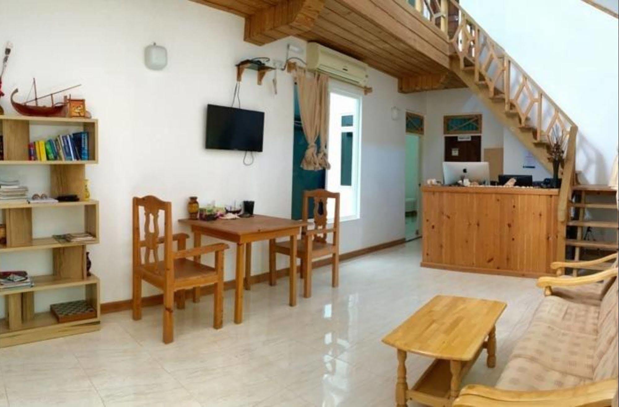 Faza View Inn, Maafushi Eksteriør bilde